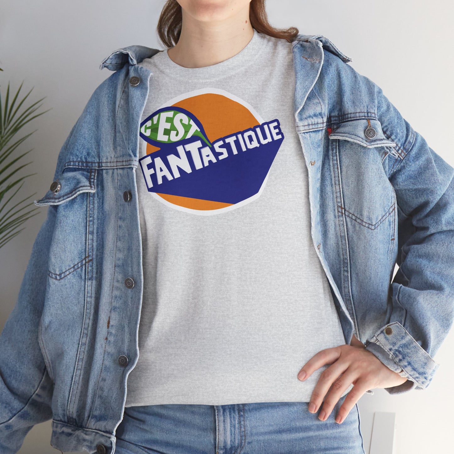 C'EST FANTASTIQUE Unisex Heavy Cotton Tee