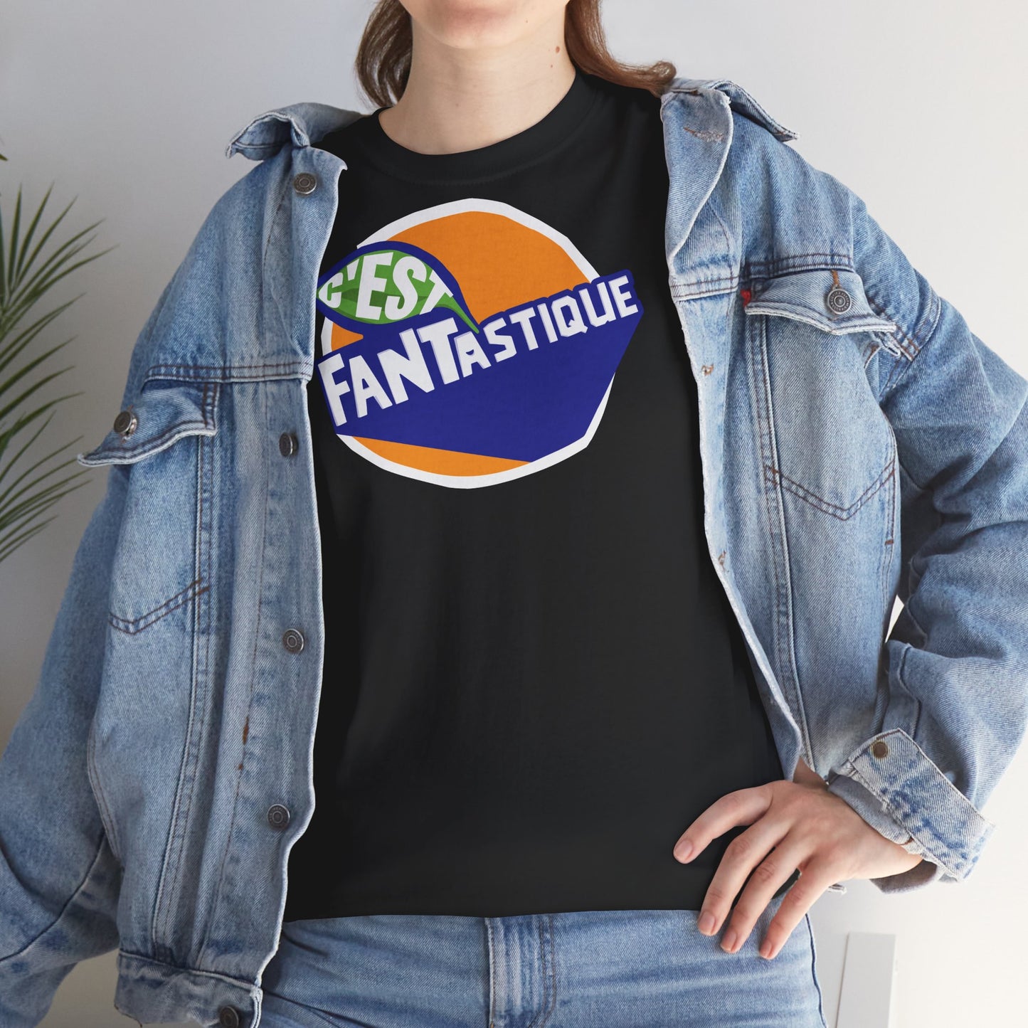 C'EST FANTASTIQUE Unisex Heavy Cotton Tee