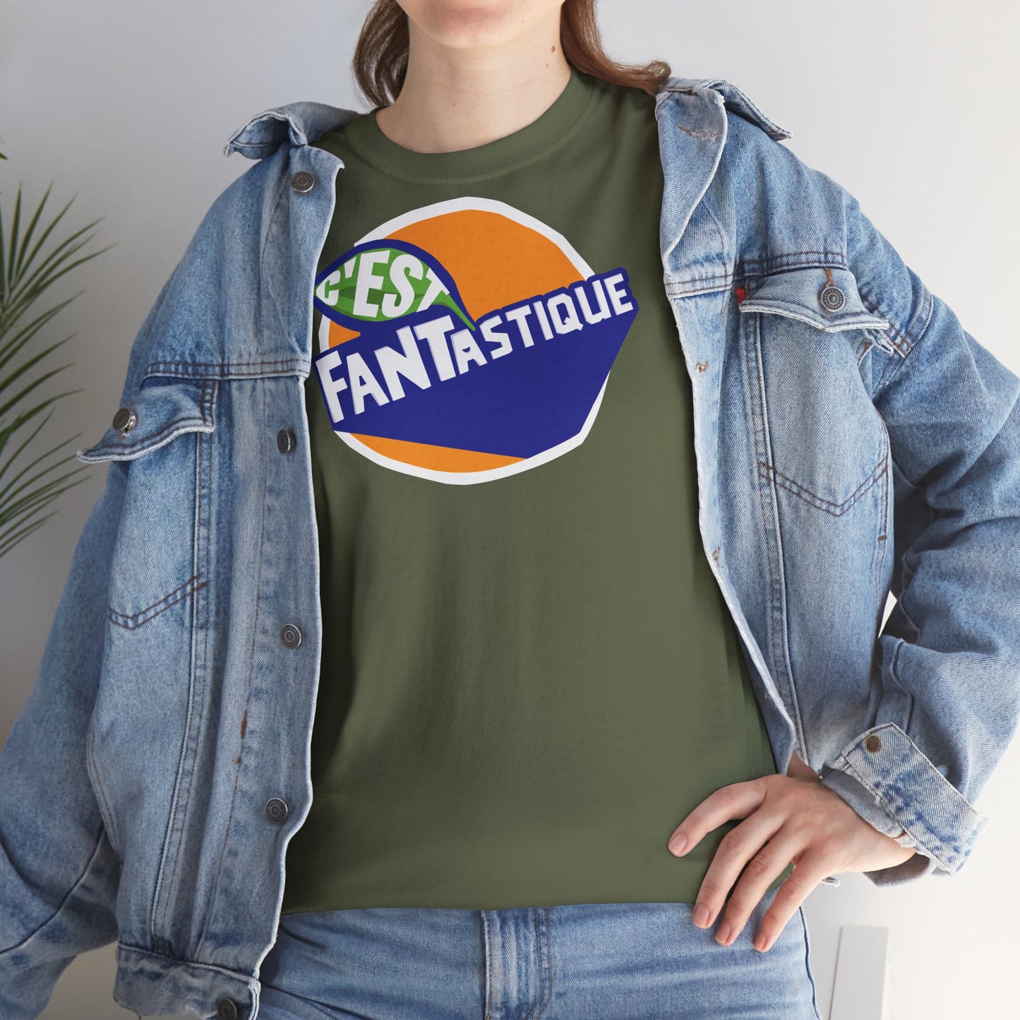 C'EST FANTASTIQUE Unisex Heavy Cotton Tee