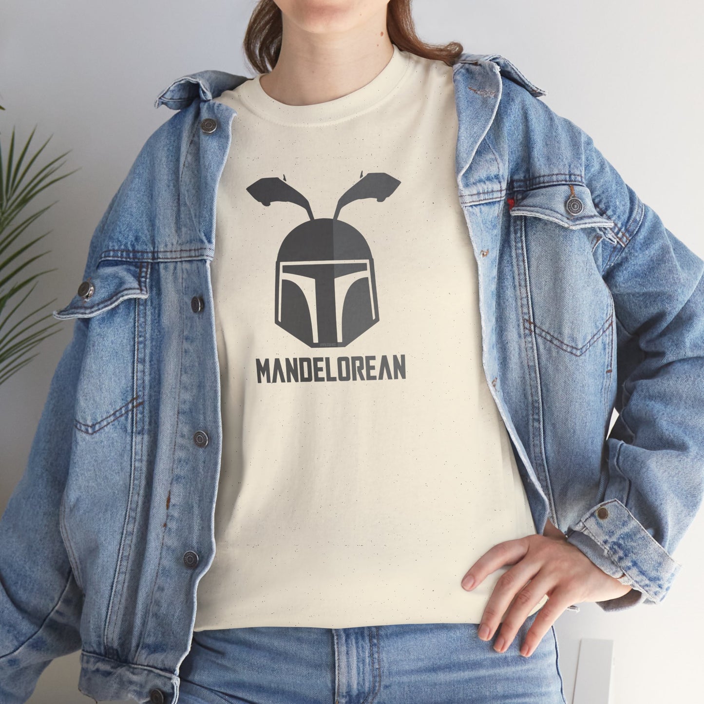 MANDELOREAN Unisex Heavy Cotton Tee