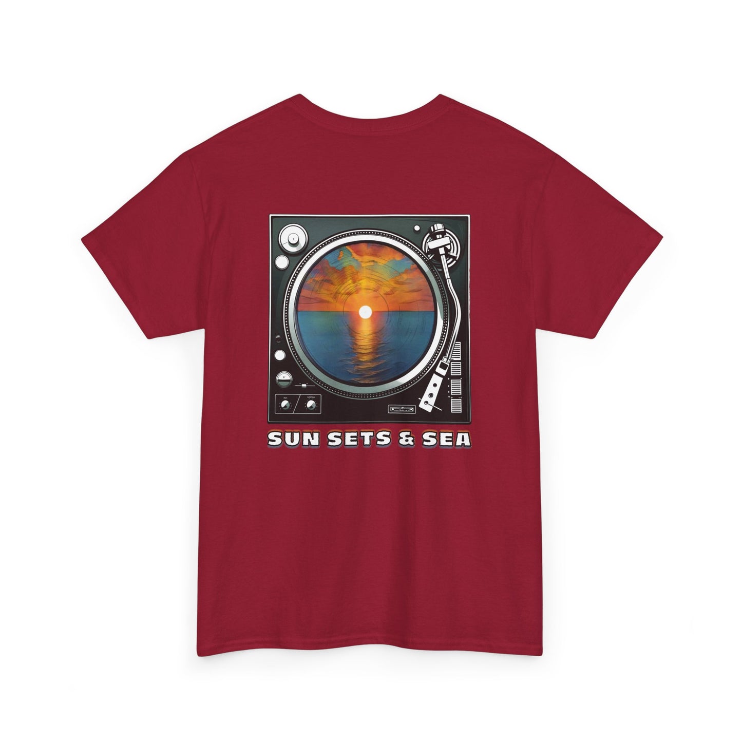 SUN SETS & SEA Unisex Heavy Cotton Tee