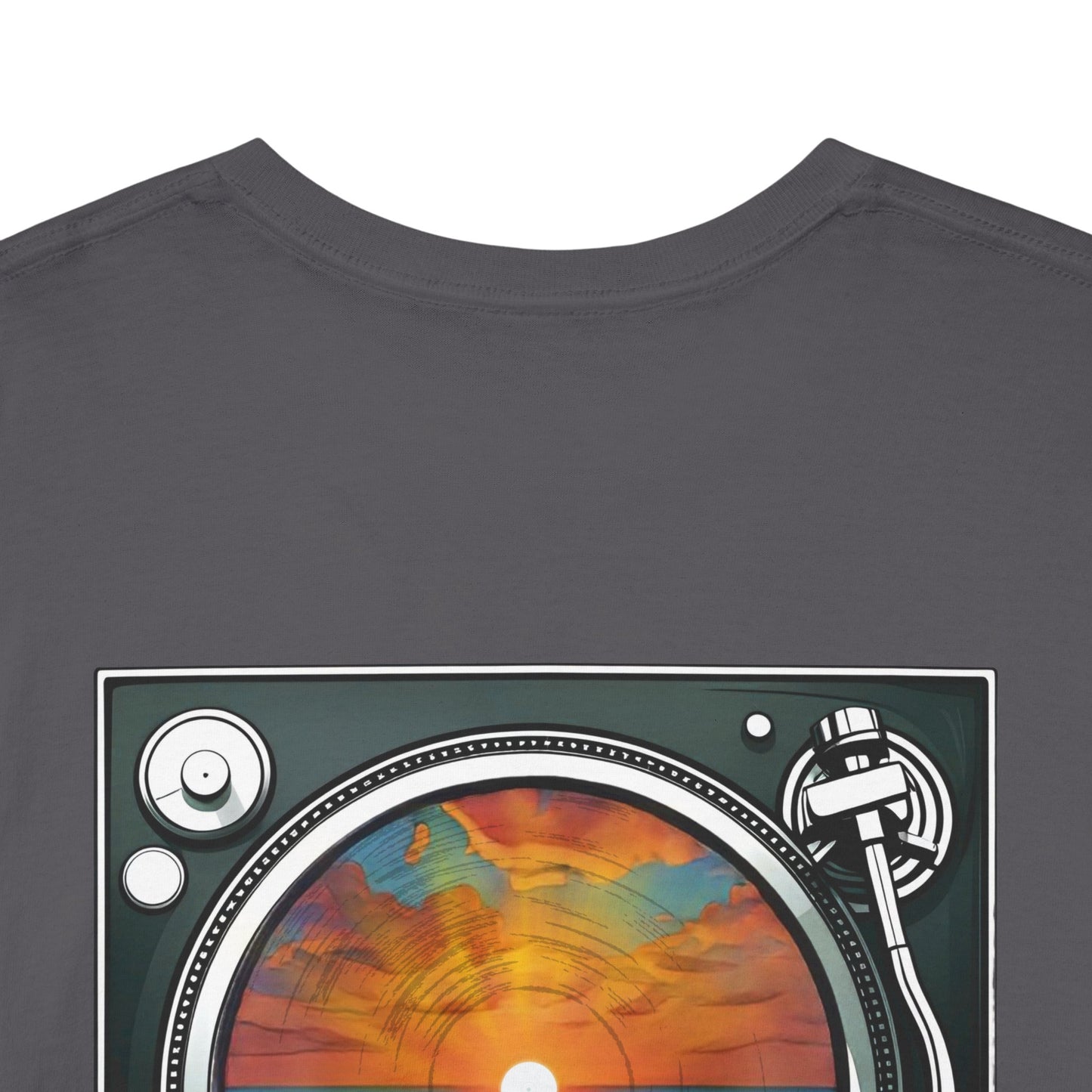 SUN SETS & SEA Unisex Heavy Cotton Tee