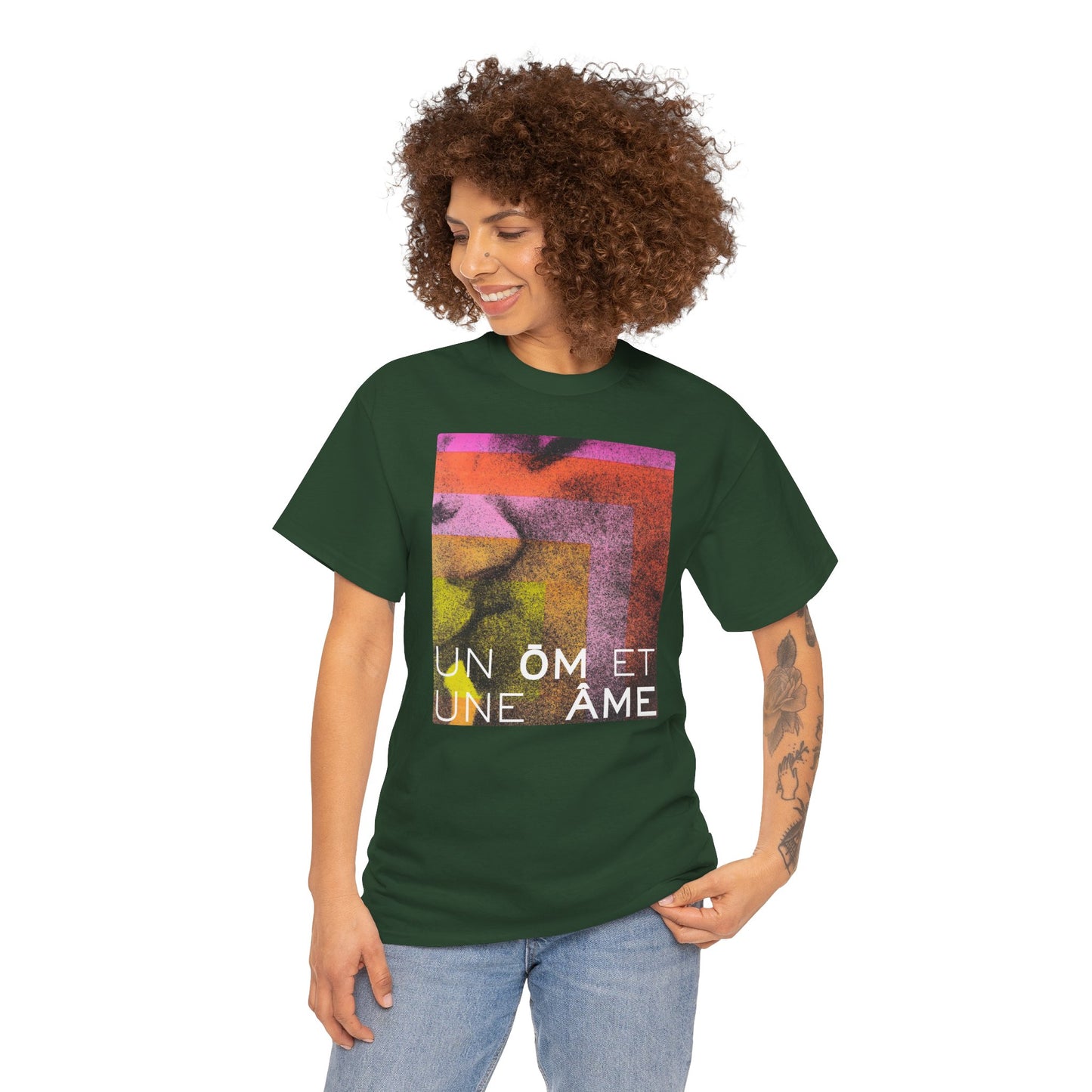 UN ŌM ET UNE ÂME Unisex Heavy Cotton Tee