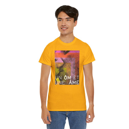 UN ŌM ET UNE ÂME Unisex Heavy Cotton Tee