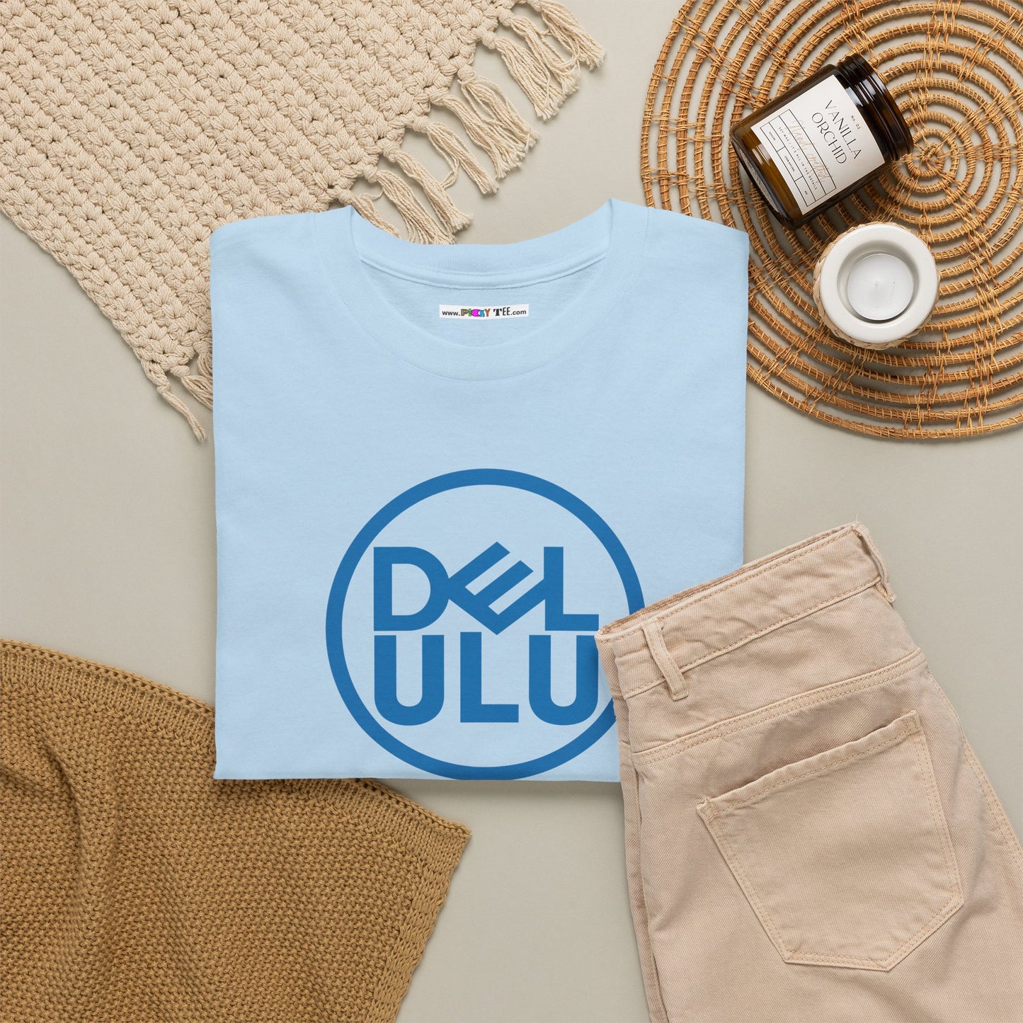 DELULU Unisex Heavy Cotton Tee