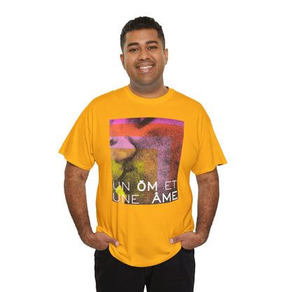 UN ŌM ET UNE ÂME Unisex Heavy Cotton Tee