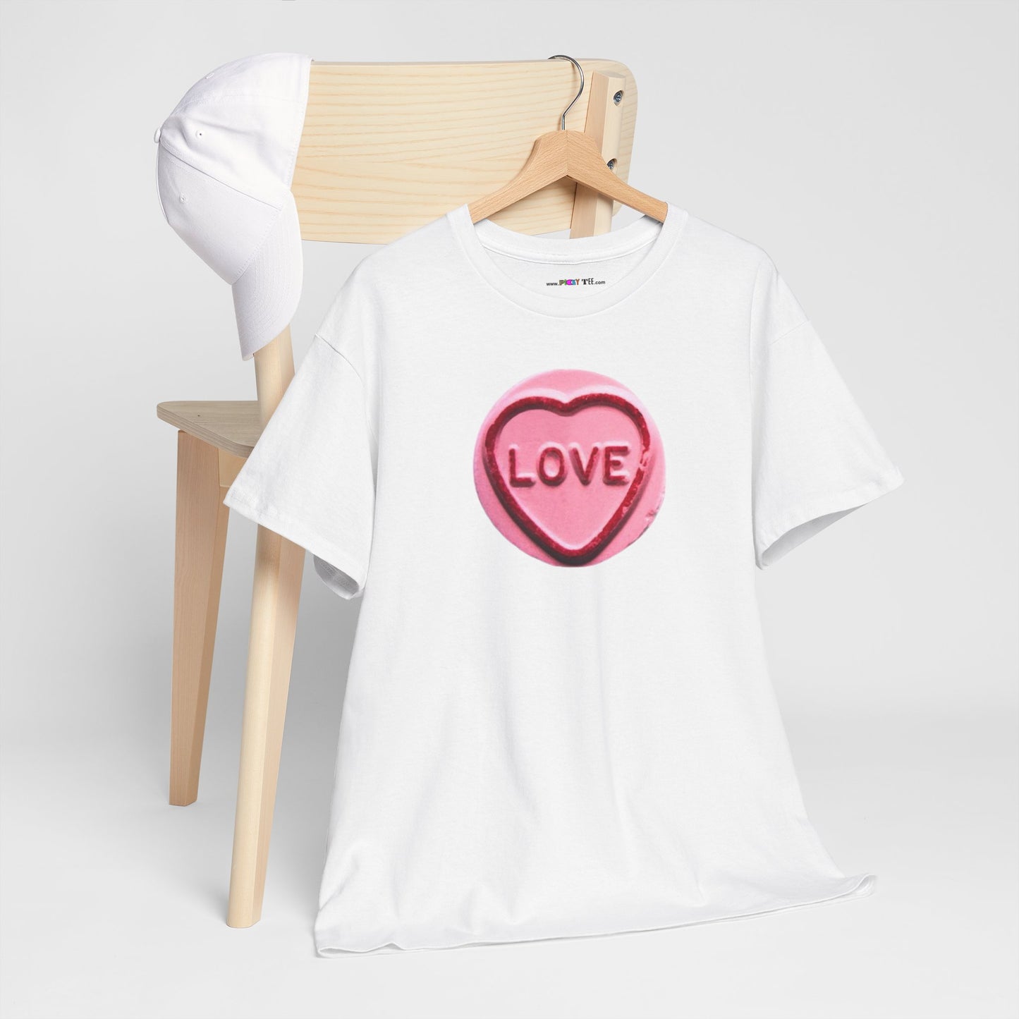 SWEETHEARTLOVE Unisex Heavy Cotton Tee