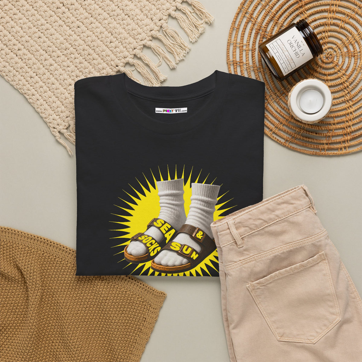 SEA SOCKS & SUN Unisex Heavy Cotton Tee