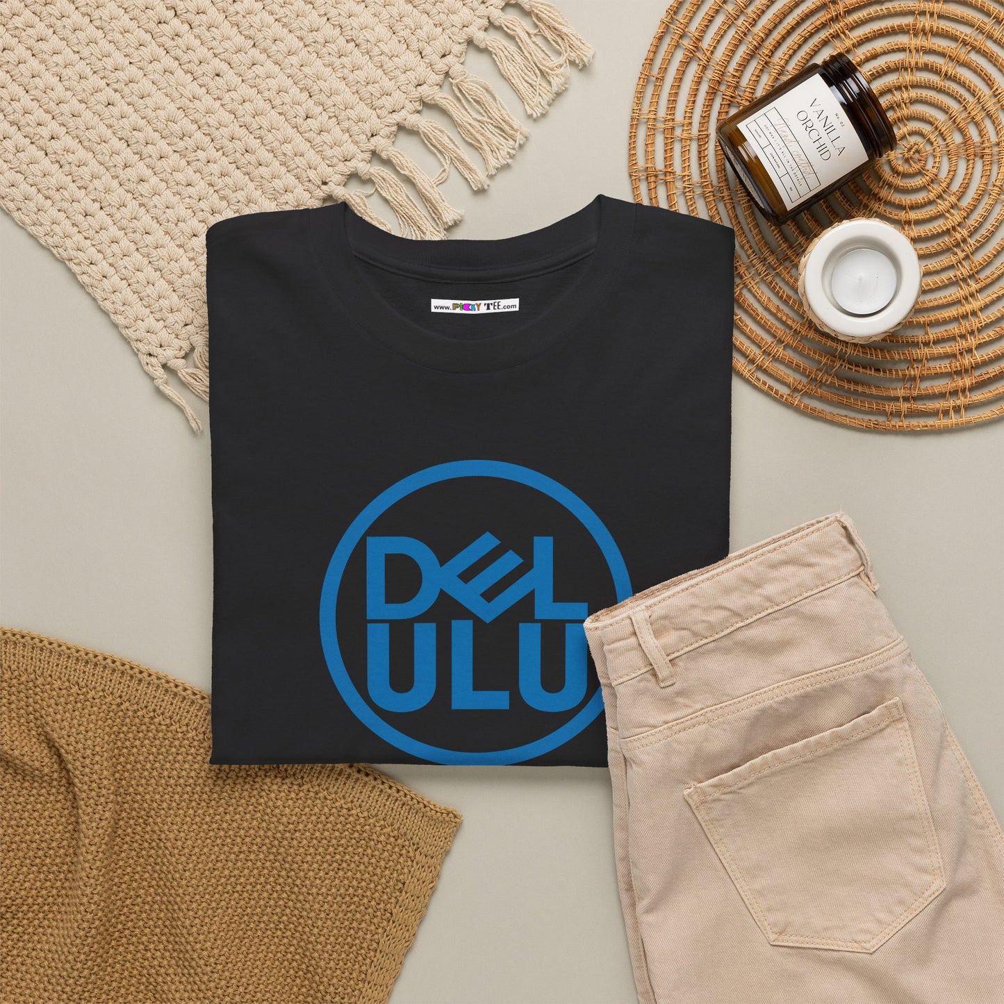 DELULU Unisex Heavy Cotton Tee