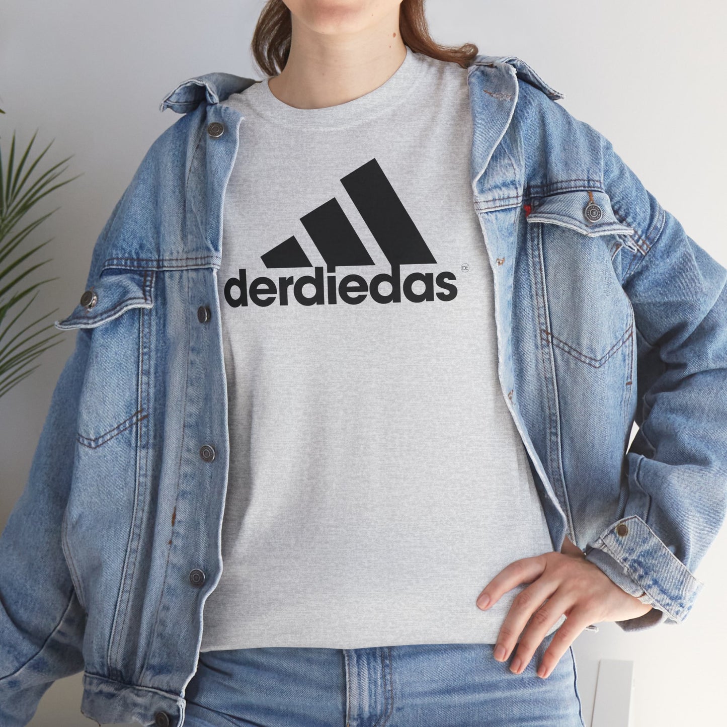 derdiedas Unisex Heavy Cotton Tee