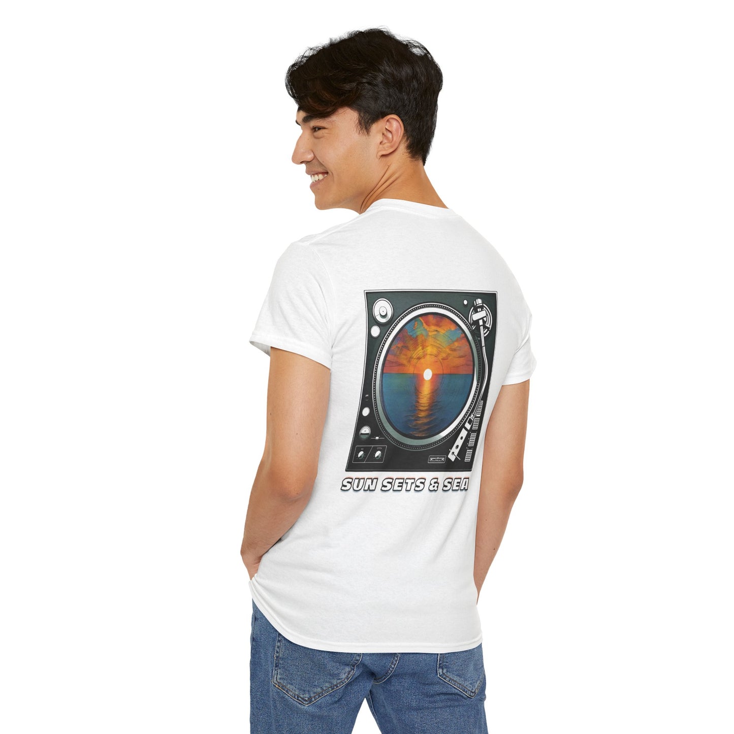 SUN SETS & SEA Unisex Heavy Cotton Tee