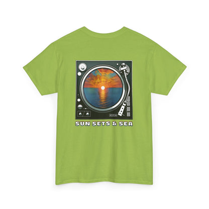 SUN SETS & SEA Unisex Heavy Cotton Tee