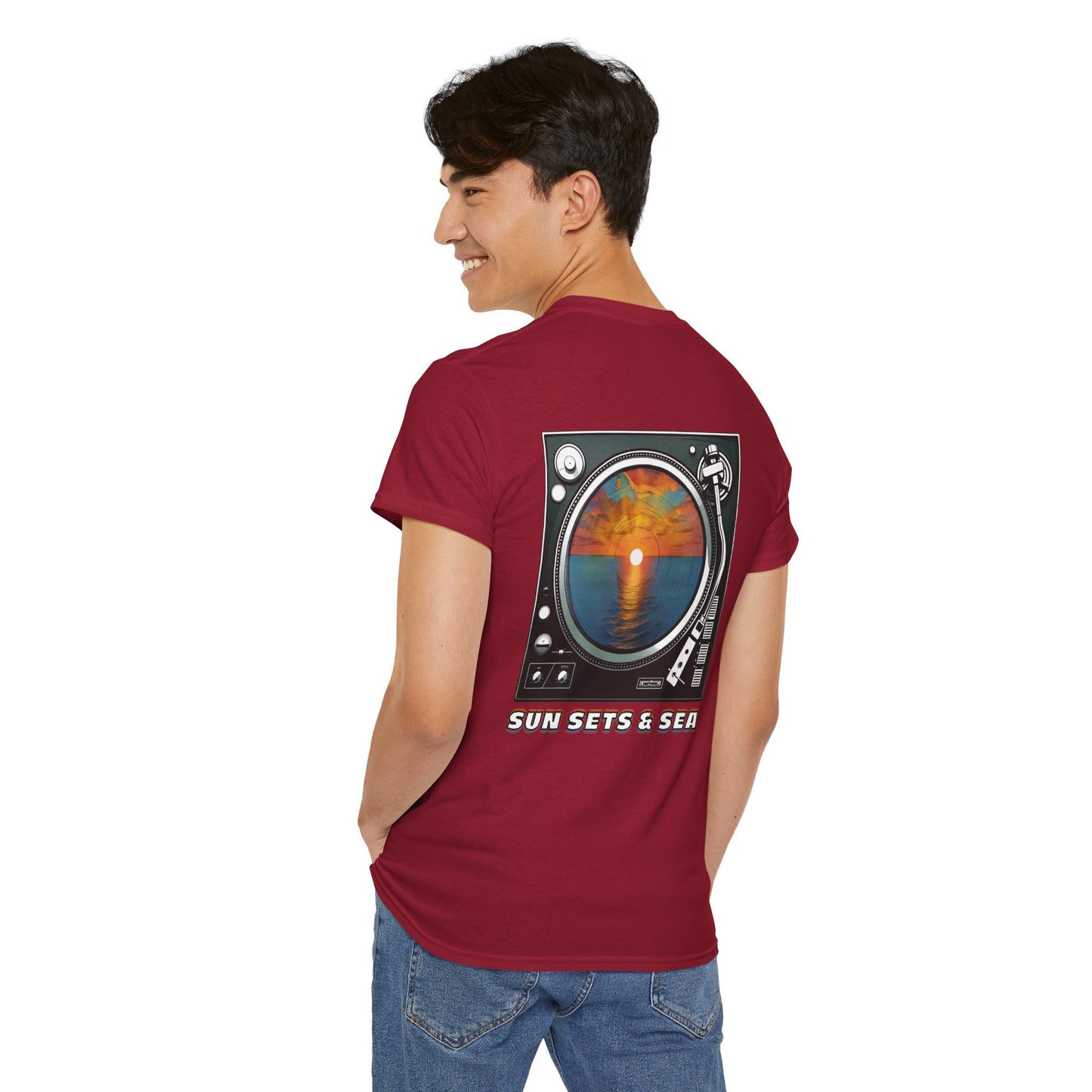 SUN SETS & SEA Unisex Heavy Cotton Tee