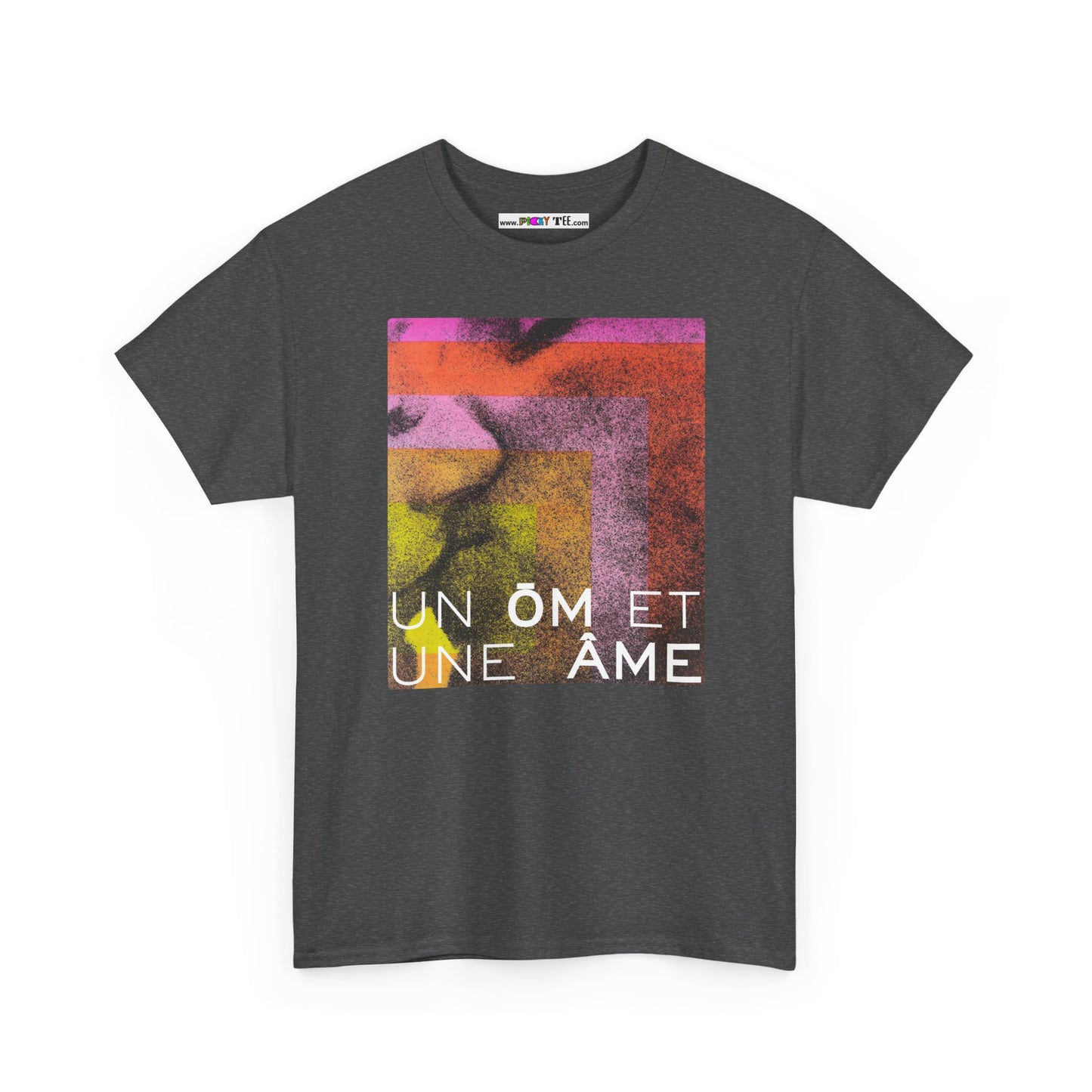 UN ŌM ET UNE ÂME Unisex Heavy Cotton Tee