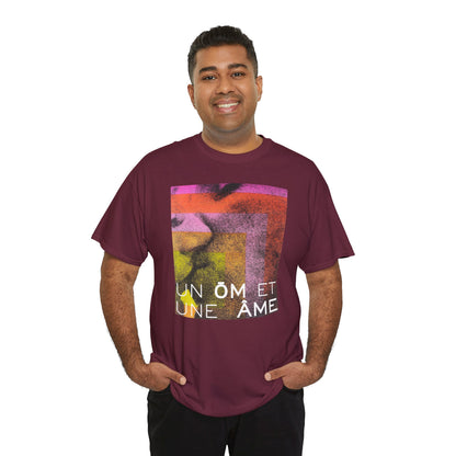 UN ŌM ET UNE ÂME Unisex Heavy Cotton Tee