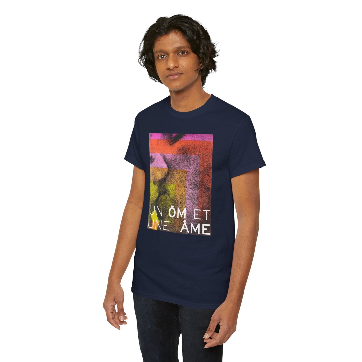 UN ŌM ET UNE ÂME Unisex Heavy Cotton Tee