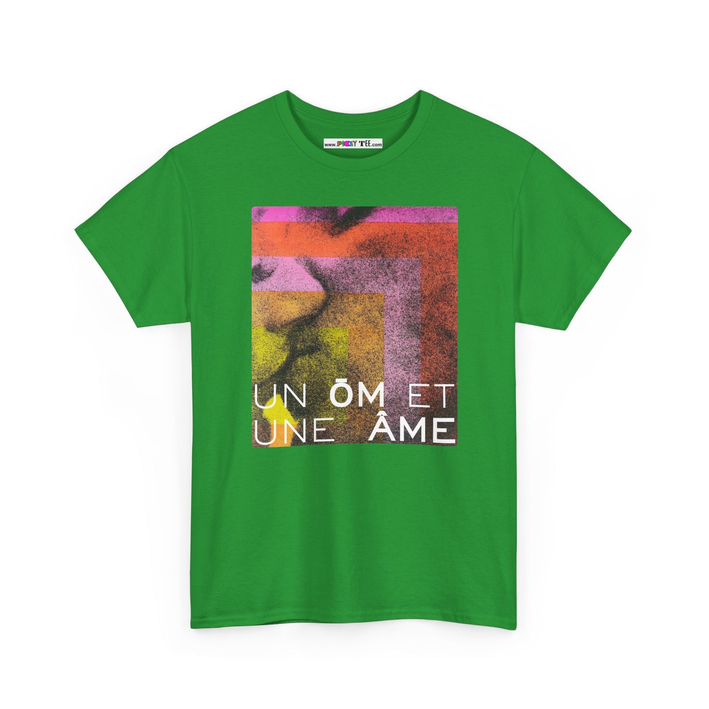 UN ŌM ET UNE ÂME Unisex Heavy Cotton Tee