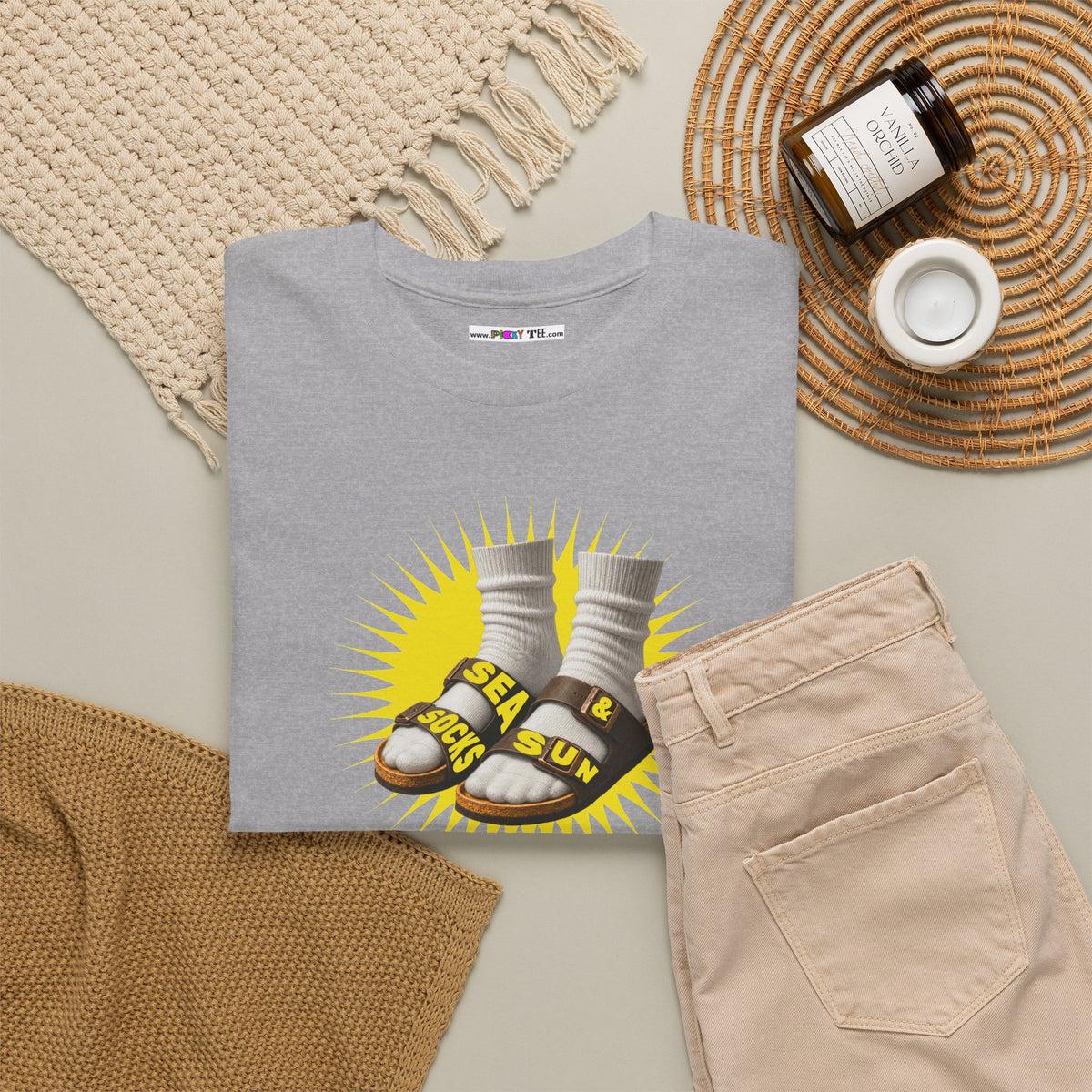 SEA SOCKS & SUN Unisex Heavy Cotton Tee