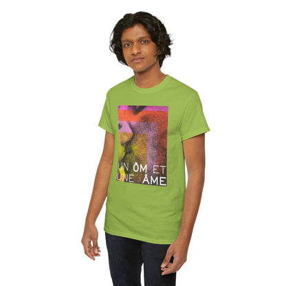 UN ŌM ET UNE ÂME Unisex Heavy Cotton Tee