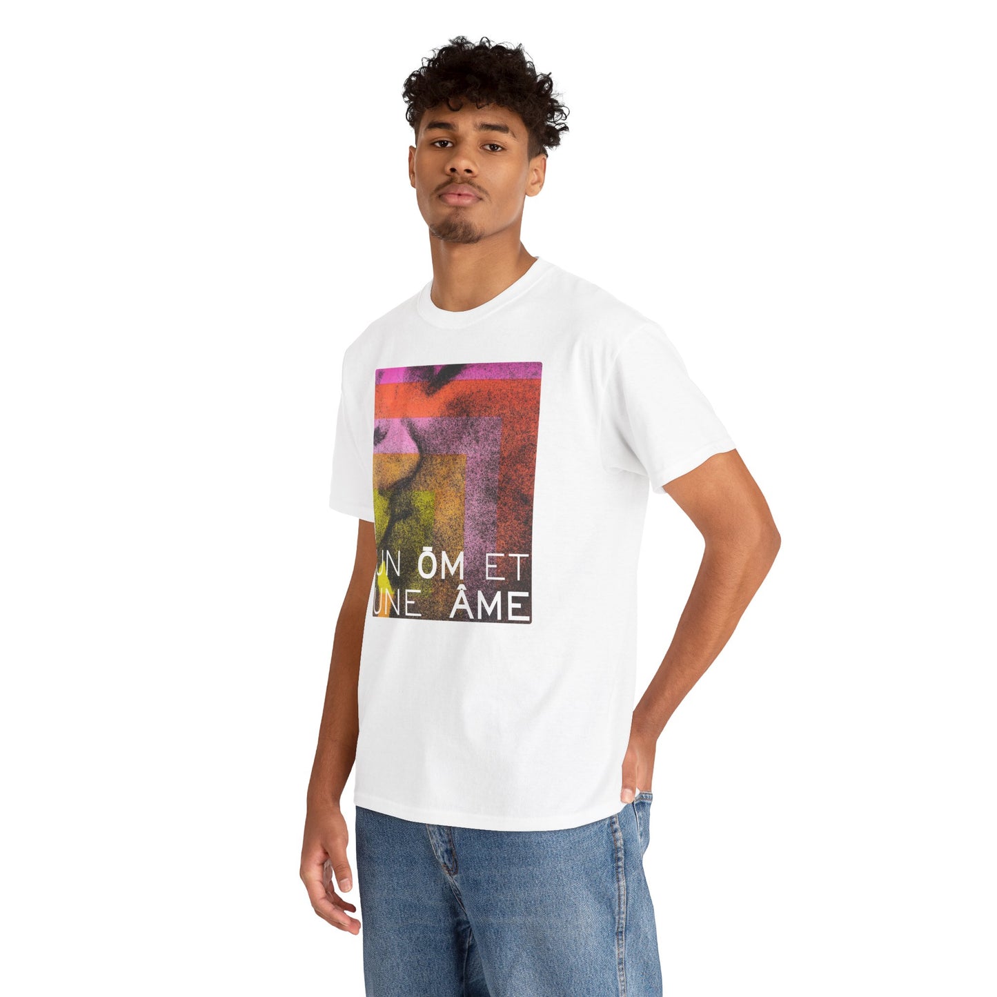 UN ŌM ET UNE ÂME Unisex Heavy Cotton Tee