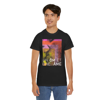 UN ŌM ET UNE ÂME Unisex Heavy Cotton Tee