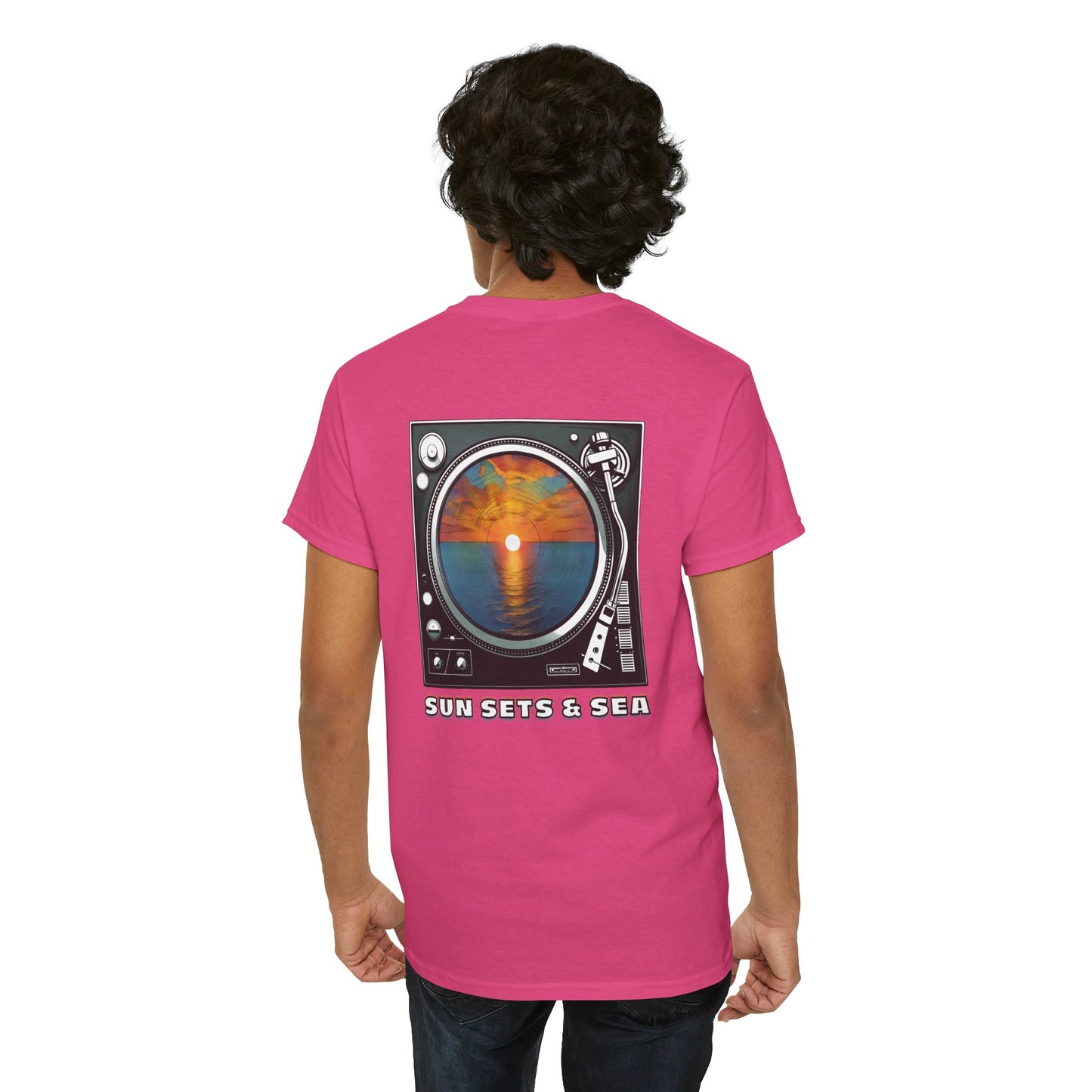 SUN SETS & SEA Unisex Heavy Cotton Tee