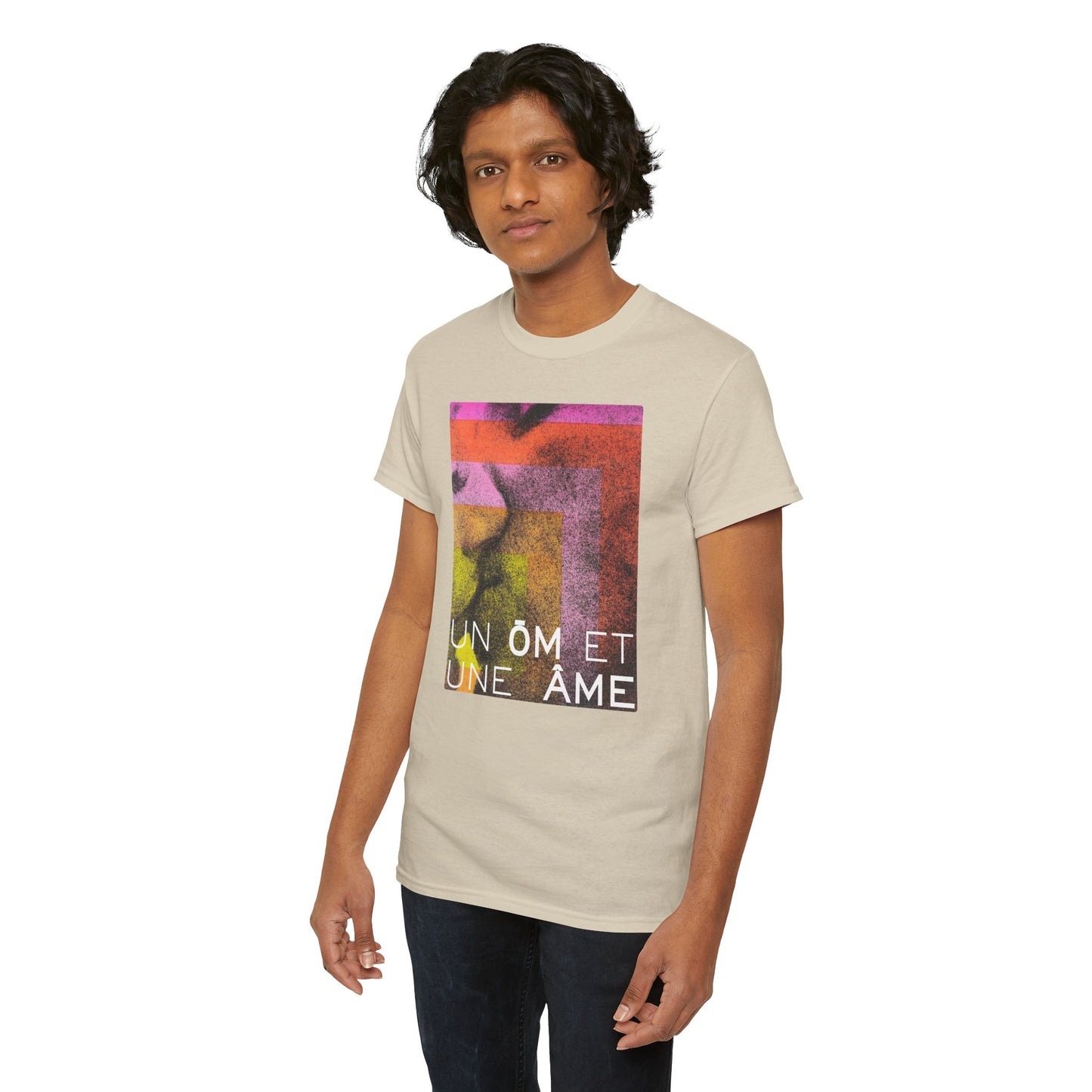 UN ŌM ET UNE ÂME Unisex Heavy Cotton Tee