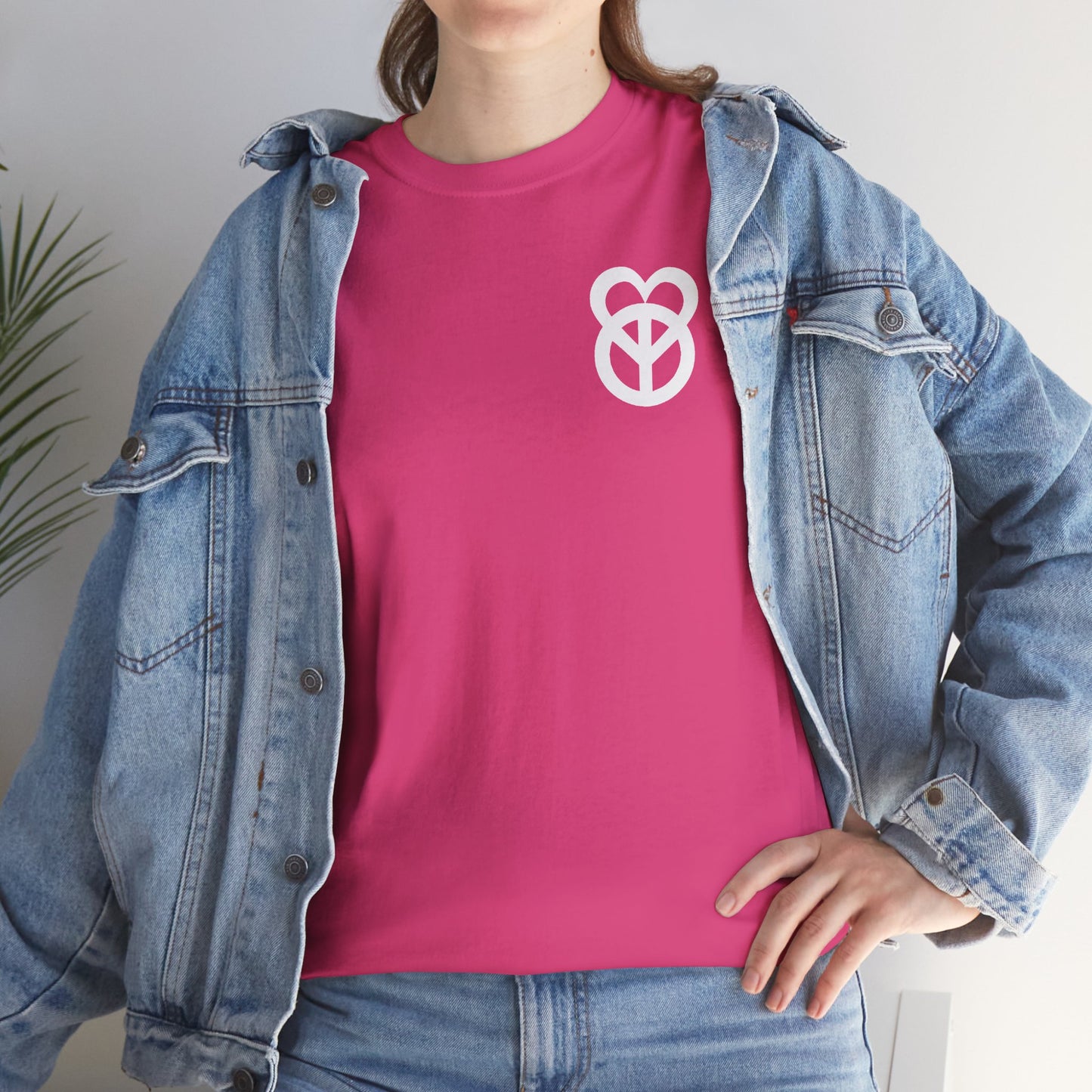 KEEP PEACE AND LOVE ON Unisex Heavy Cotton Tee