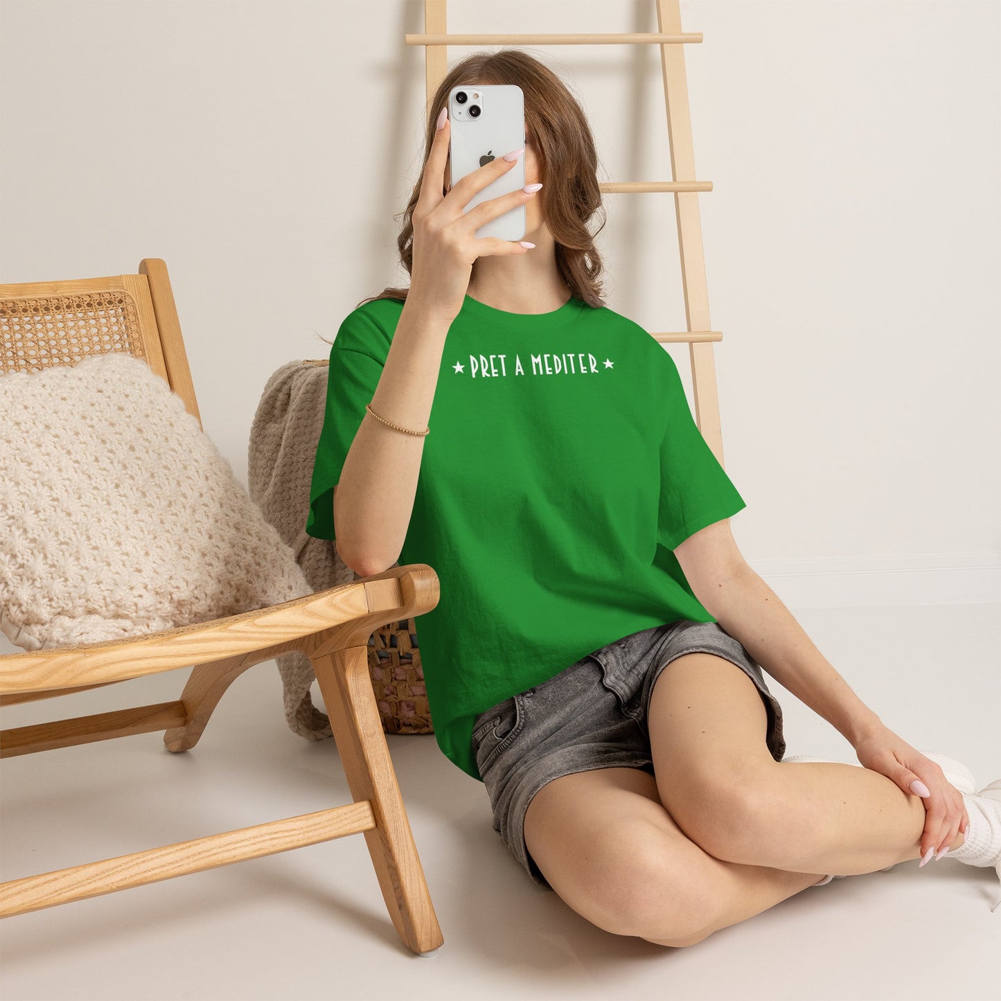 * PRET A MEDITER * Unisex Heavy Cotton Tee