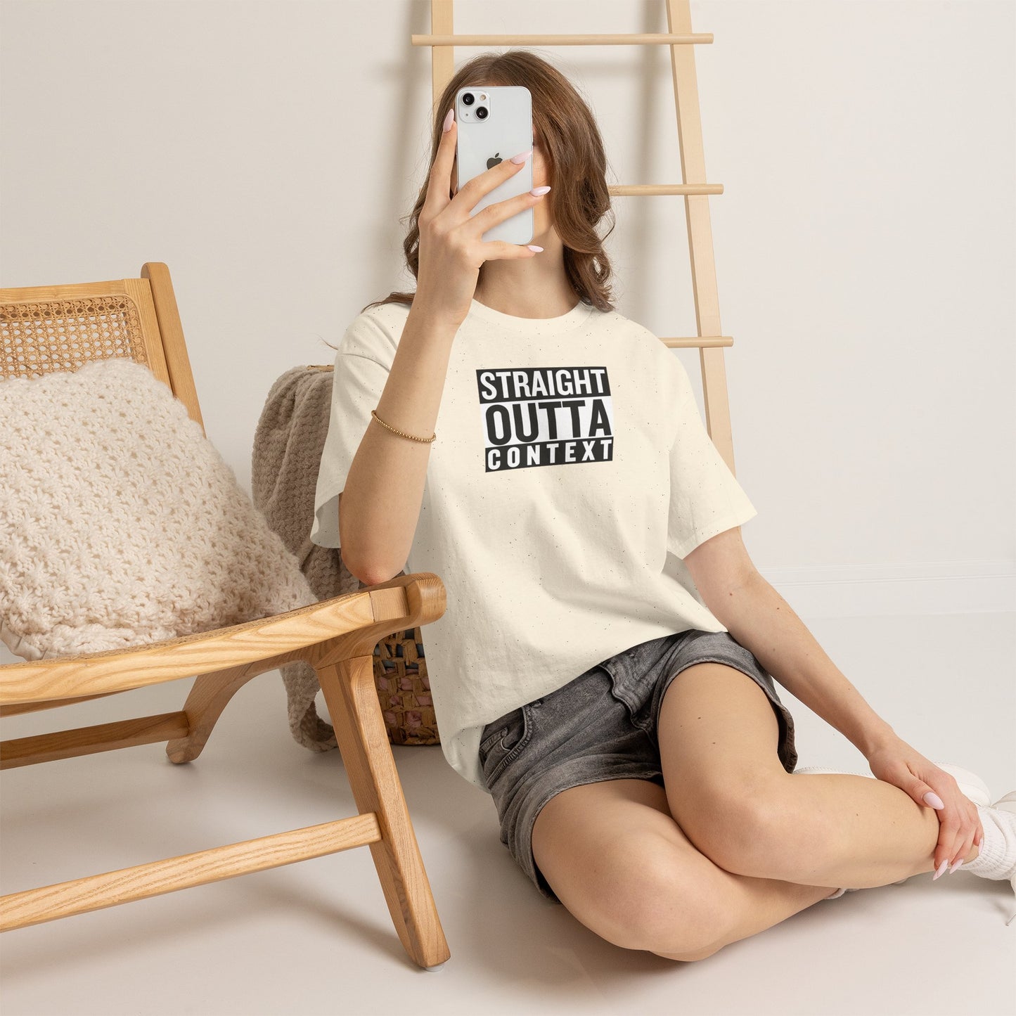 STRAIGHT OUTTA CONTEXT Unisex Heavy Cotton Tee