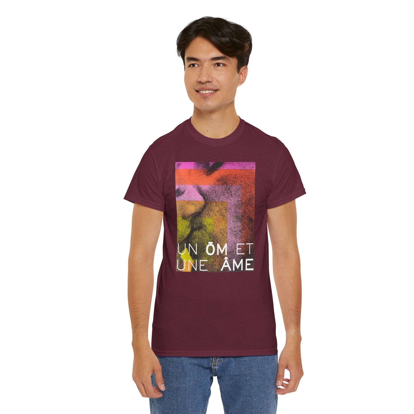 UN ŌM ET UNE ÂME Unisex Heavy Cotton Tee