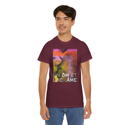 UN ŌM ET UNE ÂME Unisex Heavy Cotton Tee