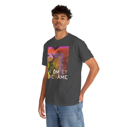 UN ŌM ET UNE ÂME Unisex Heavy Cotton Tee