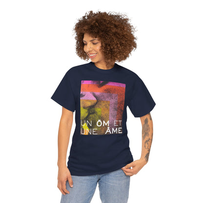 UN ŌM ET UNE ÂME Unisex Heavy Cotton Tee