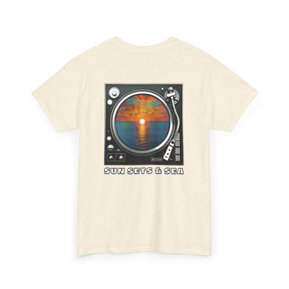 SUN SETS & SEA Unisex Heavy Cotton Tee