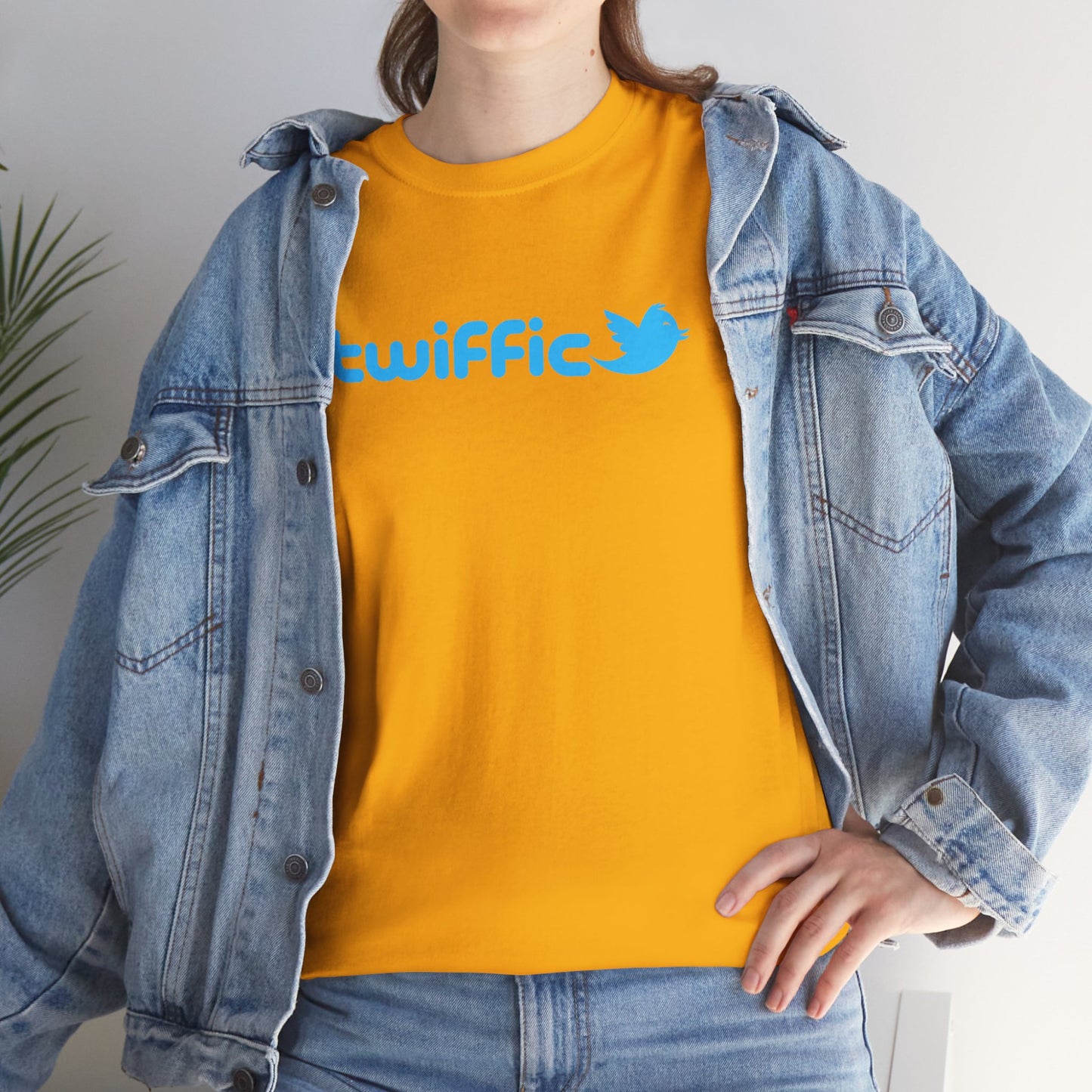 twiffic Unisex Heavy Cotton Tee