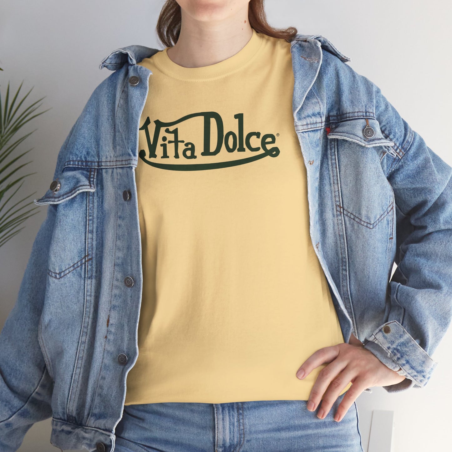Vita Dolce Unisex Heavy Cotton Tee