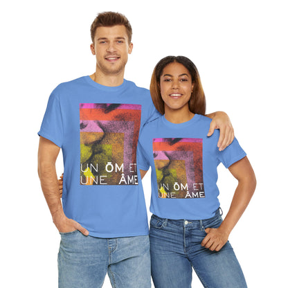 UN ŌM ET UNE ÂME Unisex Heavy Cotton Tee