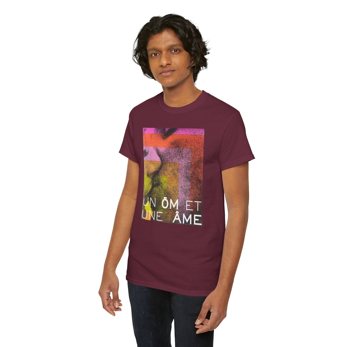 UN ŌM ET UNE ÂME Unisex Heavy Cotton Tee
