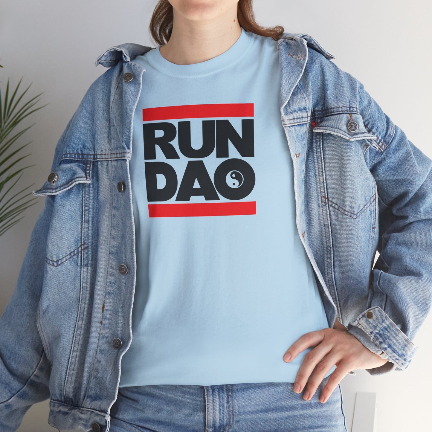 RUN DAO Unisex Heavy Cotton Tee