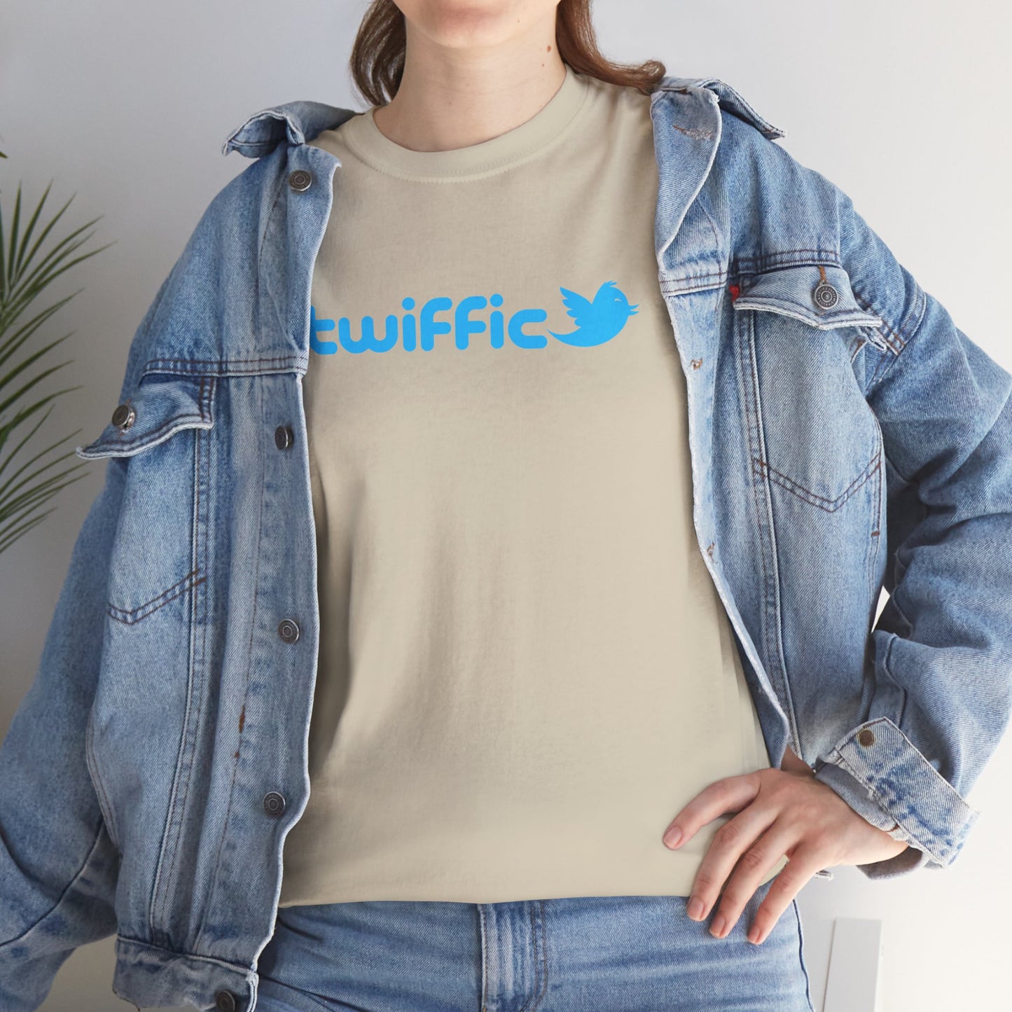 twiffic Unisex Heavy Cotton Tee