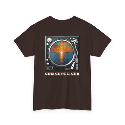SUN SETS & SEA Unisex Heavy Cotton Tee