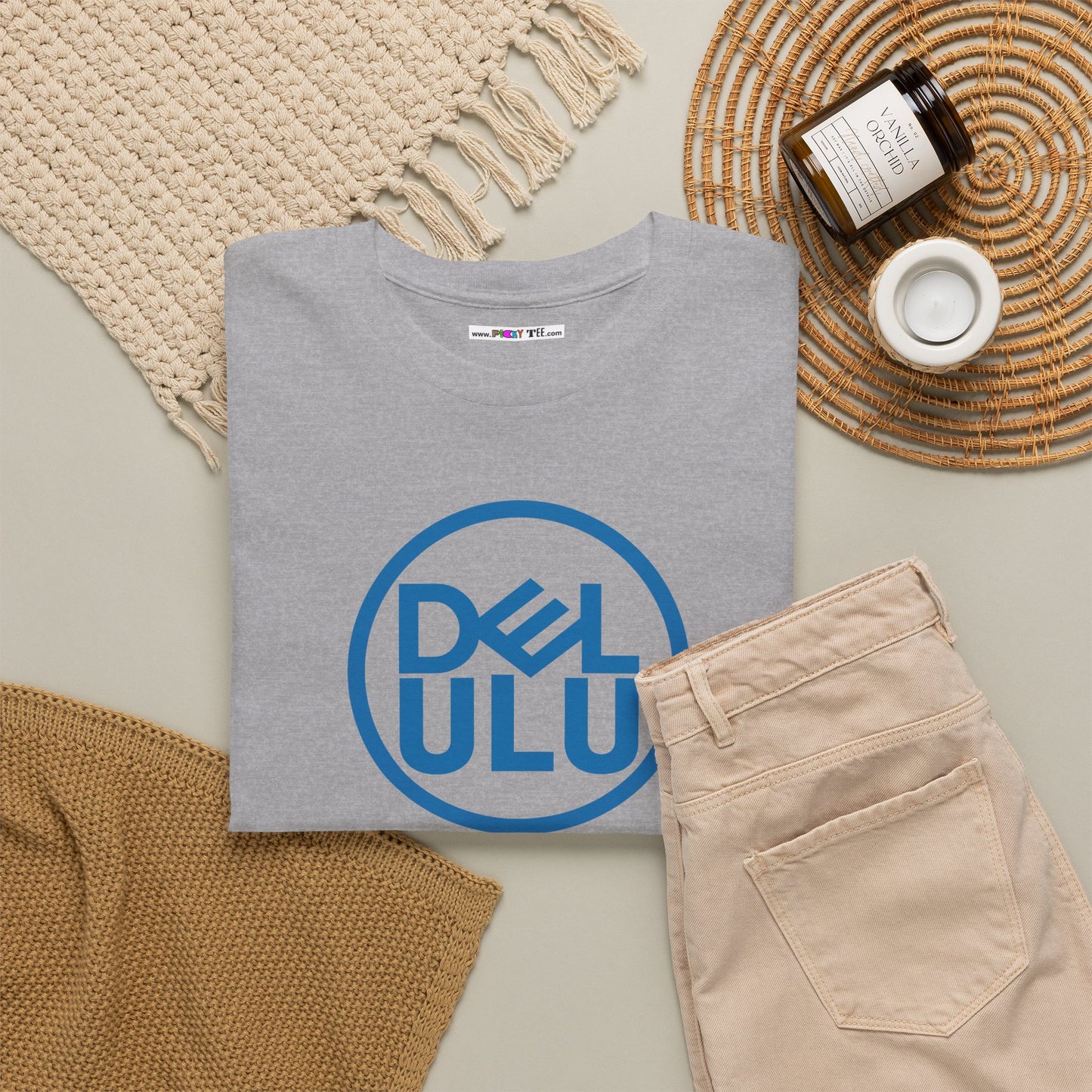 DELULU Unisex Heavy Cotton Tee