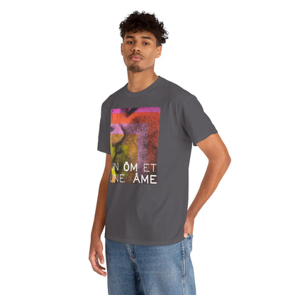 UN ŌM ET UNE ÂME Unisex Heavy Cotton Tee