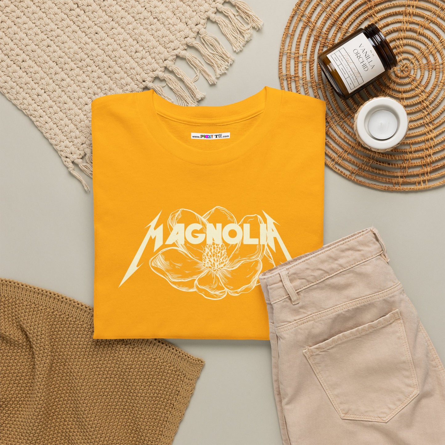 MagnoliA Unisex Heavy Cotton Tee