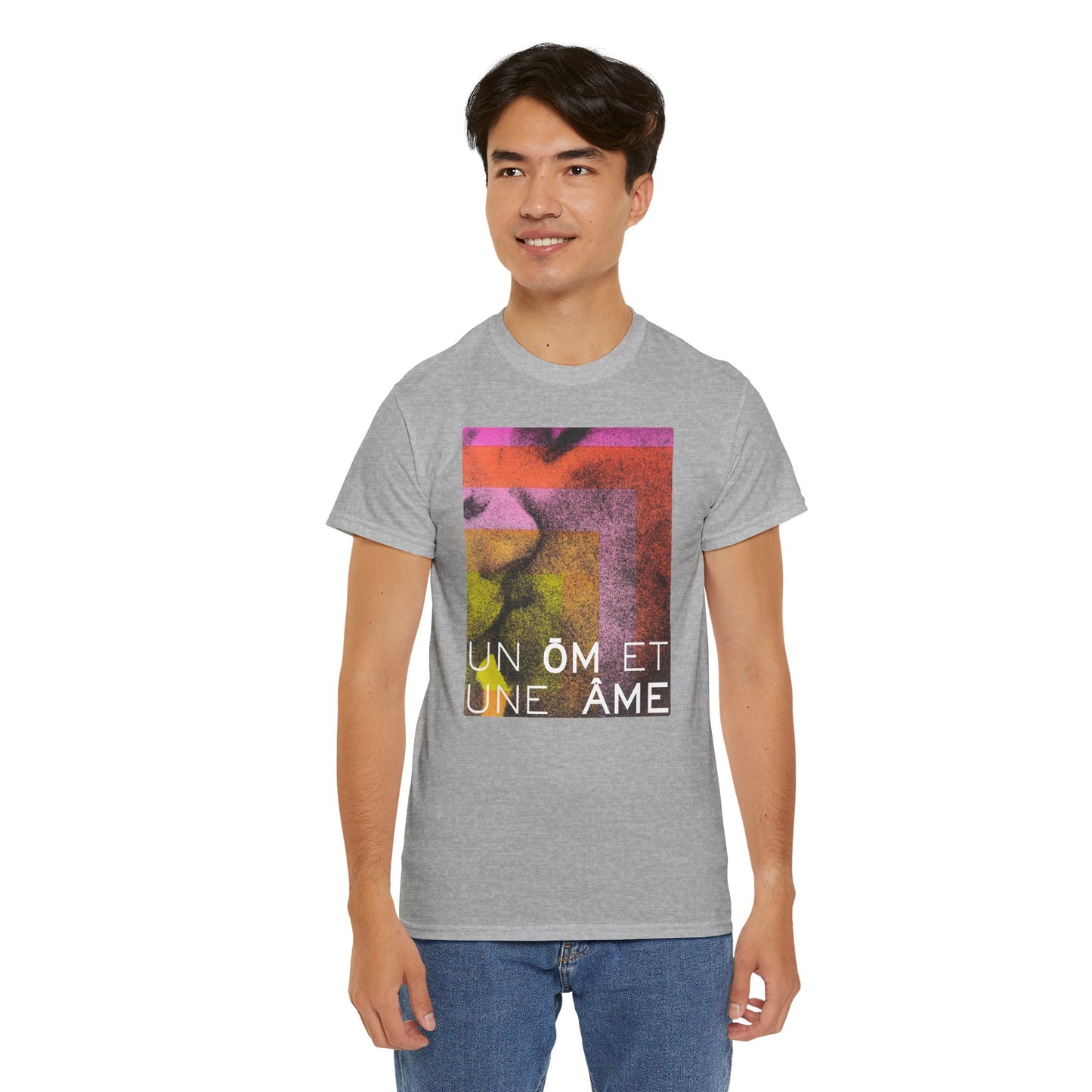 UN ŌM ET UNE ÂME Unisex Heavy Cotton Tee