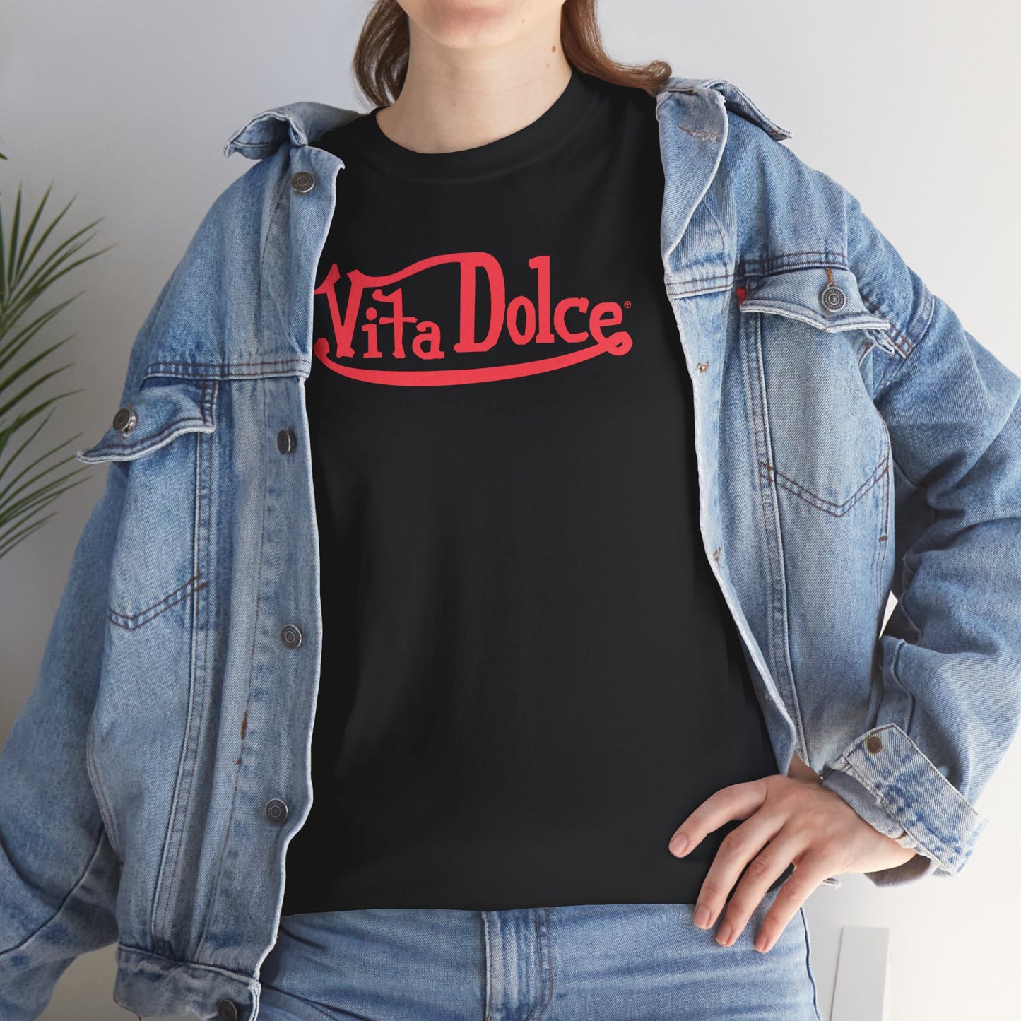 Vita Dolce Unisex Heavy Cotton Tee
