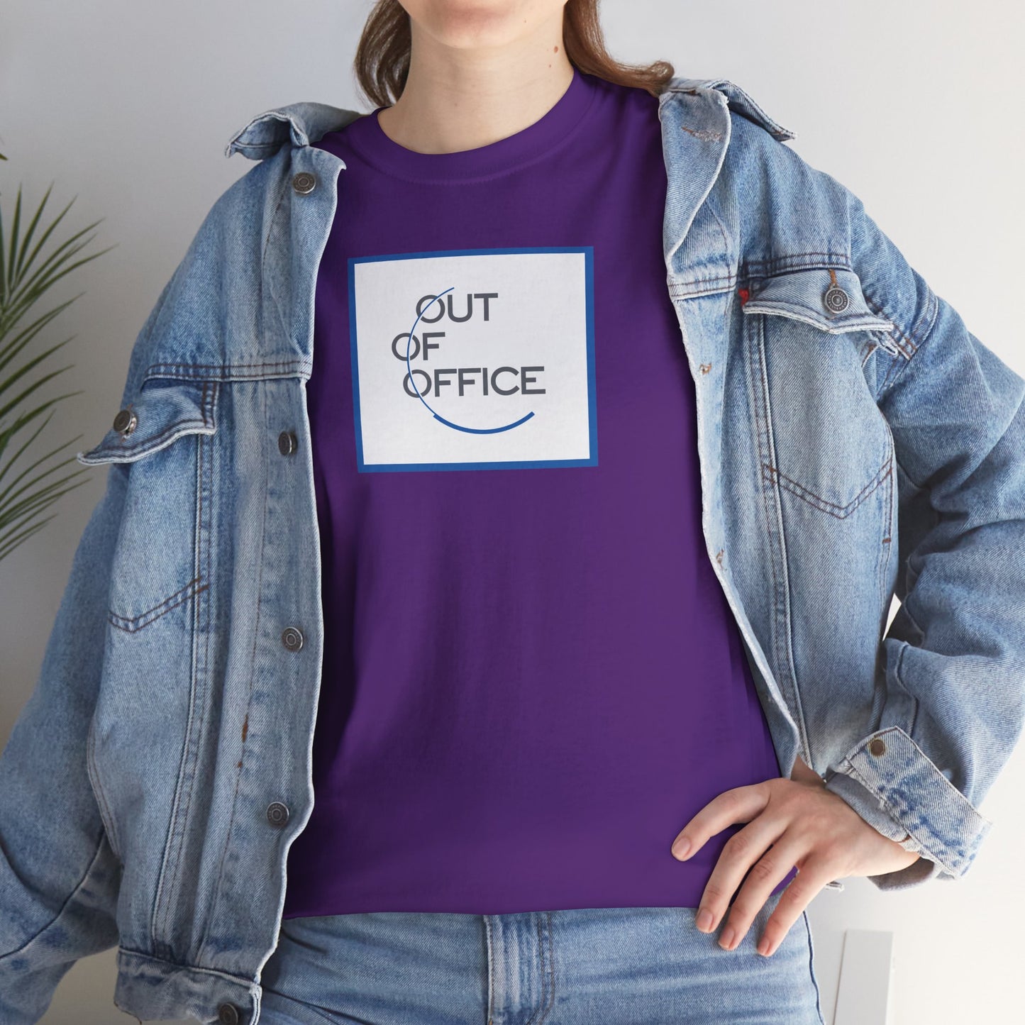 OUT OF OFFICE Unisex Heavy Cotton Tee