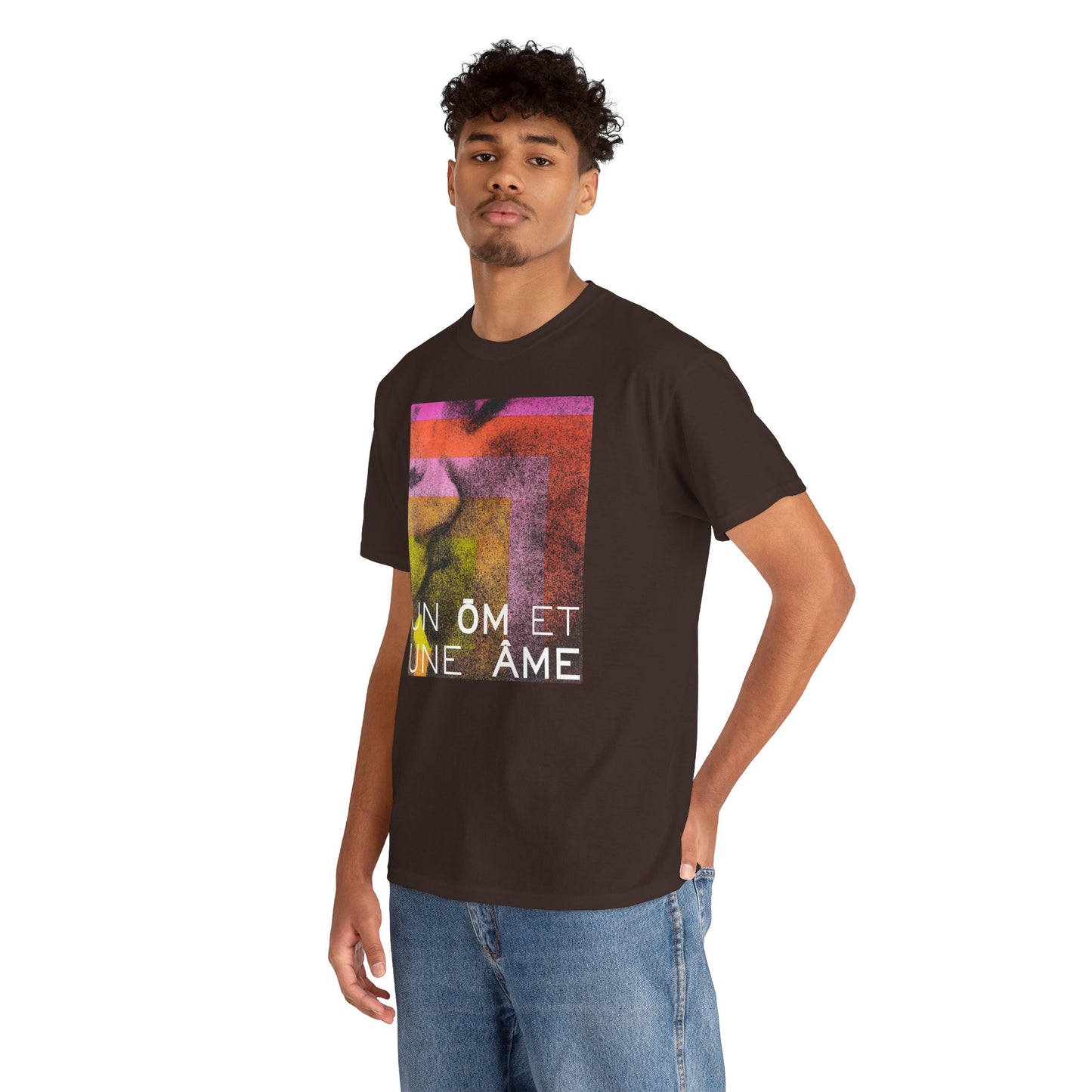 UN ŌM ET UNE ÂME Unisex Heavy Cotton Tee