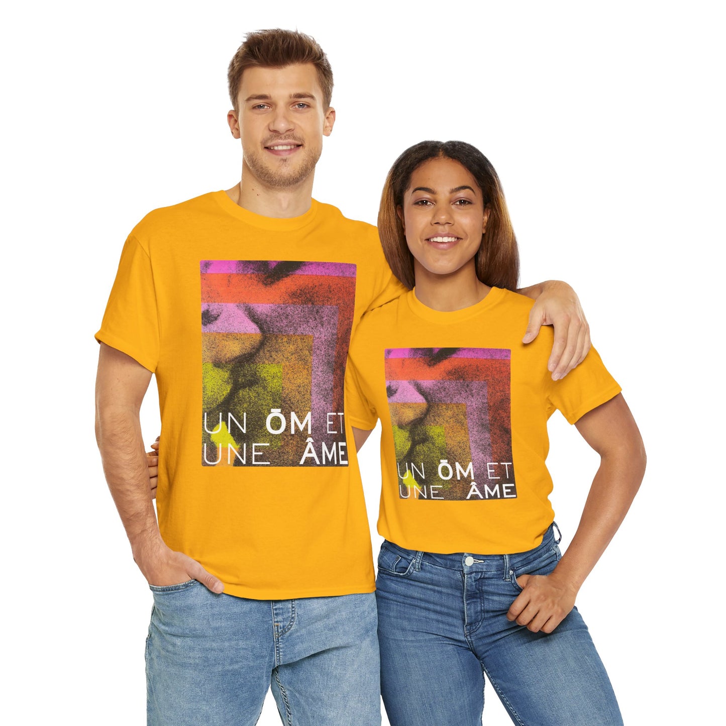 UN ŌM ET UNE ÂME Unisex Heavy Cotton Tee